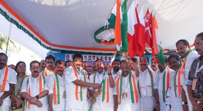 വി ഡി സതീശന്റെ ‘പുതുയുഗ യാത്ര’ പര്യടനം തുടരുന്നു; ഇന്ന് കാസർഗോഡ്, കണ്ണൂർ ജില്ലകളിൽ 1