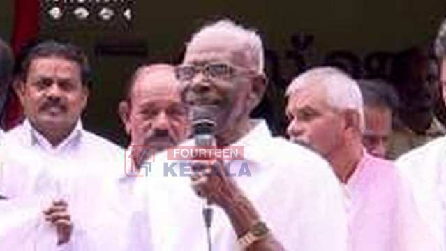 മര്യാദകേട് കാണിക്കുന്ന ഉദ്യോഗസ്ഥരെ എങ്ങനെ കൈകാര്യം ചെയ്യണമെന്ന് ഞങ്ങൾക്ക് അറിയാം, അത്തരക്കാർ വഴിയേ നടക്കില്ല'; വനംവകുപ്പ് ഉദ്യോഗസ്ഥരെ വെല്ലുവിളിച്ച് എം.എം മണി 1