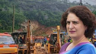 കള്ളാടി മണ്ണിടിച്ചിൽ; പ്രിയങ്ക ഗാന്ധി വെള്ളിയാഴ്ച വയനാട്ടിലെത്തും, ദുരന്തത്തിൽ പരിക്കേറ്റവരെയും കുടുംബങ്ങളെയും നേരിൽ കാണും 3