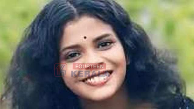കോഴിക്കോട് ട്രെയിന് തട്ടി യുവതിക്ക് ദാരുണാന്ത്യം; മരിച്ചത് ഫാറൂഖ് സ്വദേശിനി 1