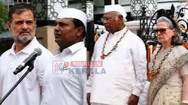 പാർട്ടി നേതൃത്വത്തെ ഞെട്ടിച്ച് നാടകീയ രംഗങ്ങൾ, എഐസിസി ആസ്ഥാനത്ത് വന്ദേമാതരം പൂർണ്ണമായി പാടി 1
