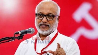 വന്ദേമാതരം മുഴുവൻ ആലപിക്കണമെന്നത് ഹീനമായ ചതി പ്രയോഗം 3