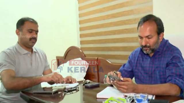 പത്തനംതിട്ടയില് മന്ത്രി പി സി വിഷ്ണുനാഥിന്റെ നേതൃത്വത്തില് അടിയന്തരയോഗം; അപകട മേഖലയിലുള്ളവര് ദയവായി ക്യാമ്പിലേക്ക് മാറണമെന്ന് അഭ്യര്ഥിച്ച് മന്ത്രി 1