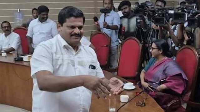 കോൺഗ്രസ് വിമതന് പാലാ നഗരസഭ വൈസ് ചെയർമാൻ തിരഞ്ഞെടുപ്പിൽ ജയം; ബിജു മാത്യൂസിന്റെ വിജയം എൽഡിഎഫ് പിന്തുണയോടെ 1