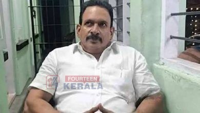 മുഖ്യമന്ത്രിയെ വഴിയിൽ തടഞ്ഞുനിർത്തിയ കേസ്; മുൻ ഡി.സി.സി അംഗം ചേന്തി അനിലിന് ജാമ്യം അനുവദിച്ച് കോടതി 3
