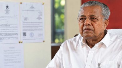 മാസപ്പടി കേസിൽ നിർണായക നീക്കം; പിണറായി വിജയന്റെ വീടിന്റെ ചുവരിൽ ഇഡി സമൻസ്, വെള്ളിയാഴ്ച ഹാജരാകാൻ നിർദേശം 3