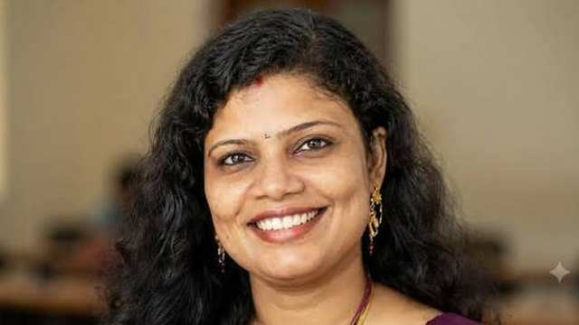 വീട്ടിൽ നിന്നും മരിച്ചീനി പുഴുങ്ങിയത് കഴിക്കുന്നതിനിടെ ശാരീരികാസ്വാസ്ഥ്യം; തിരുവനന്തപുരത്ത് അധ്യാപിക മരിച്ചു 1